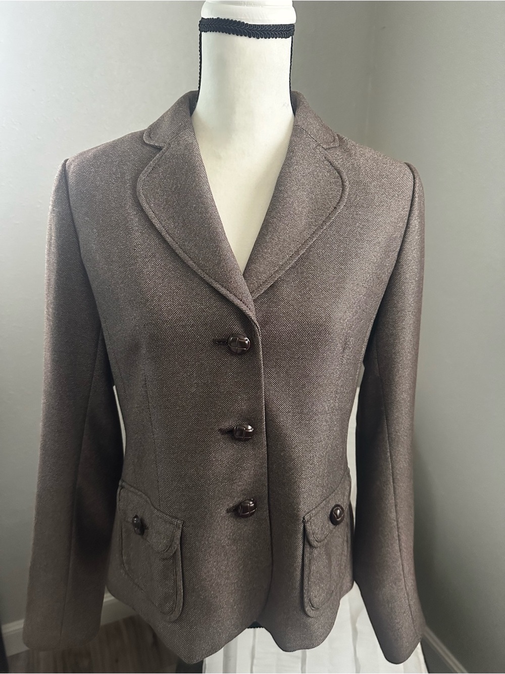 Vintage Banana Republic Women's Brown Tailored Blazer